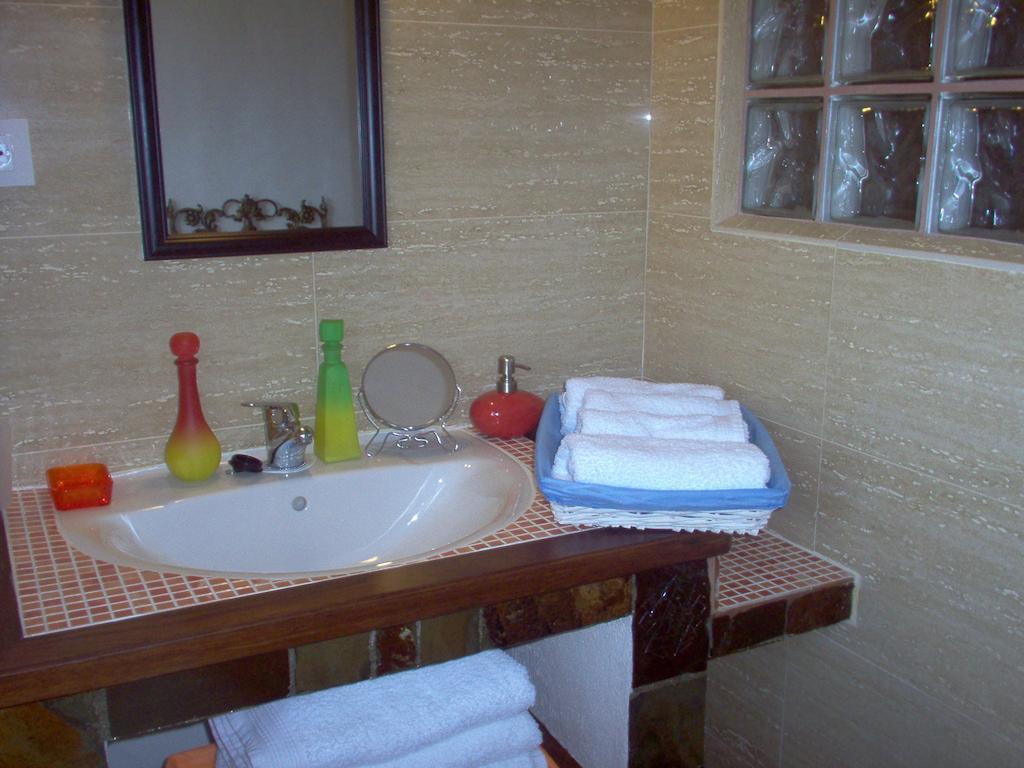 Apartamento El Dragon Serrano Sotoserrano Exterior foto
